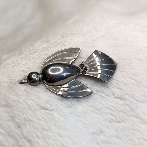 Vintage Rare Coro Swallow Bird Brooche w/ Rhinestone Accents - Picture 13 of 13